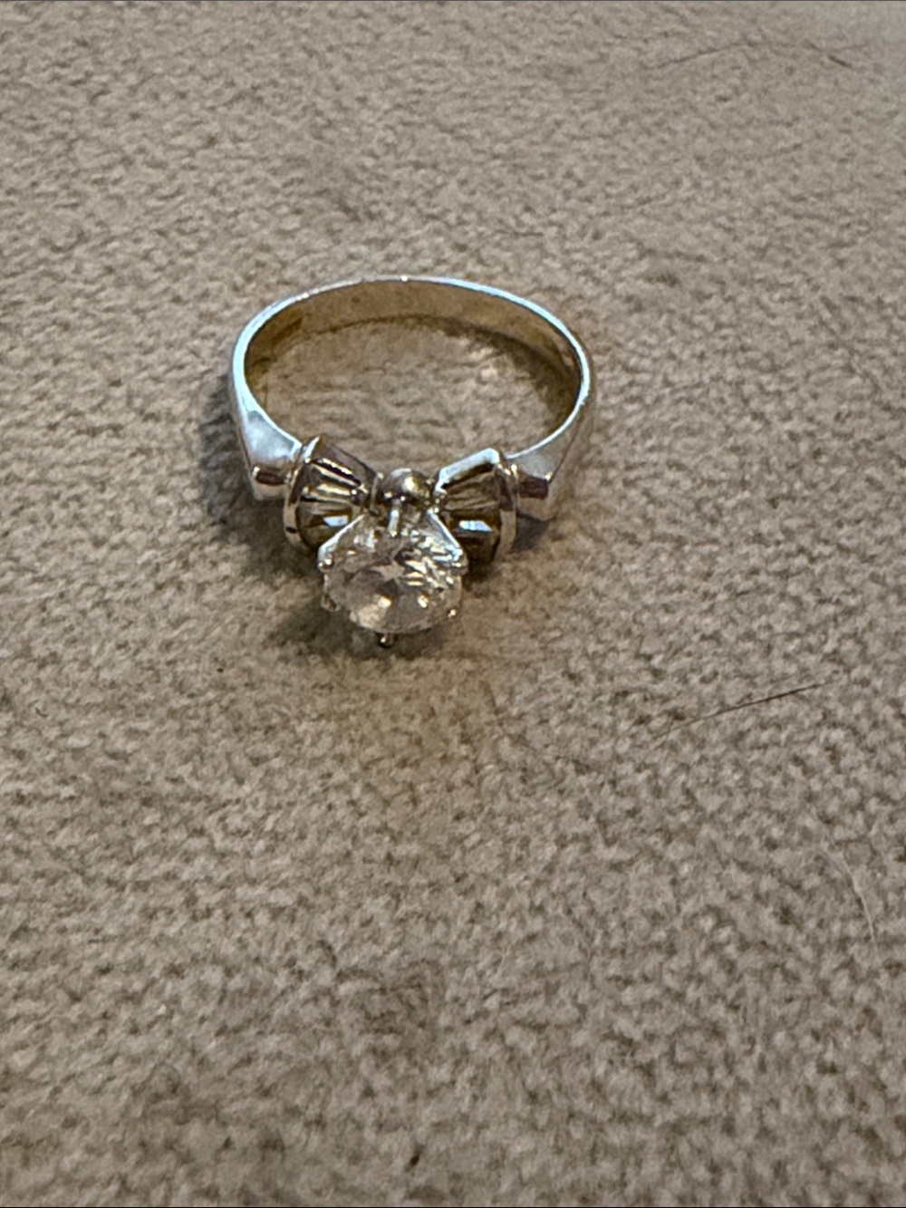 Sterling Silver Clear Stone Solitaire Ring - Classic Women's Jewelry